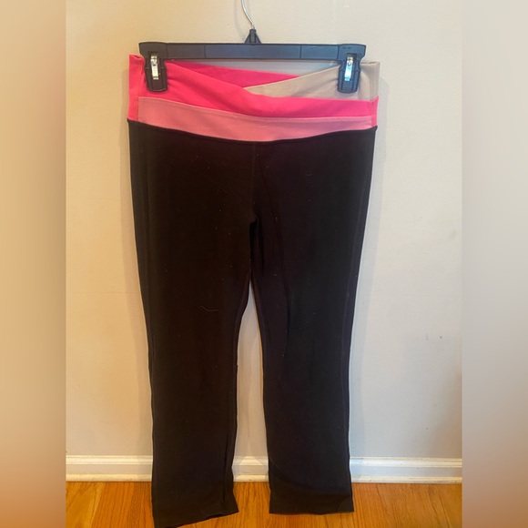lululemon athletica Pants - Astro yoga pants. No flaws size 8